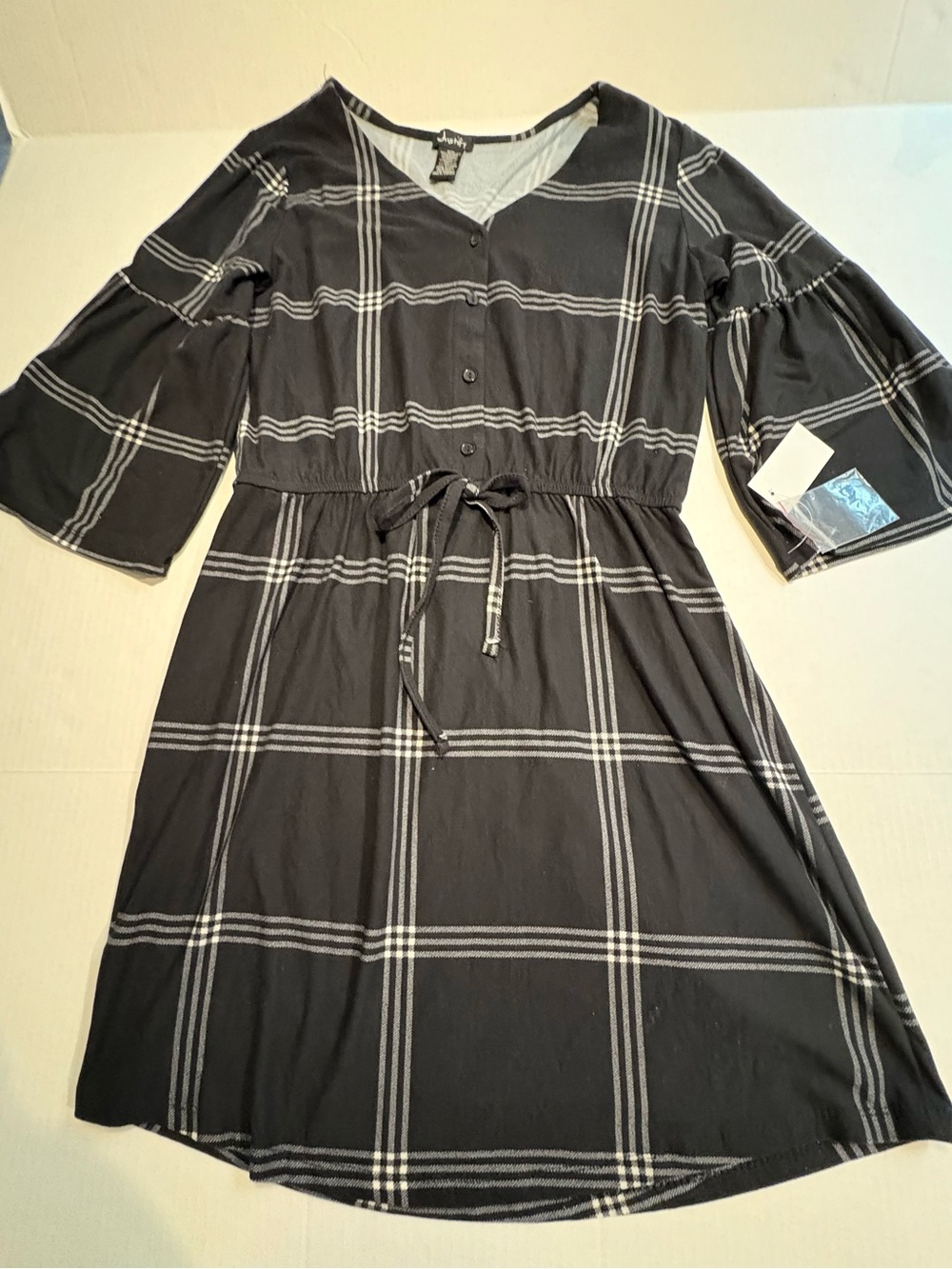Justify Black and White Plaid V-Neck Tie-Waist Midi Dress New with tags